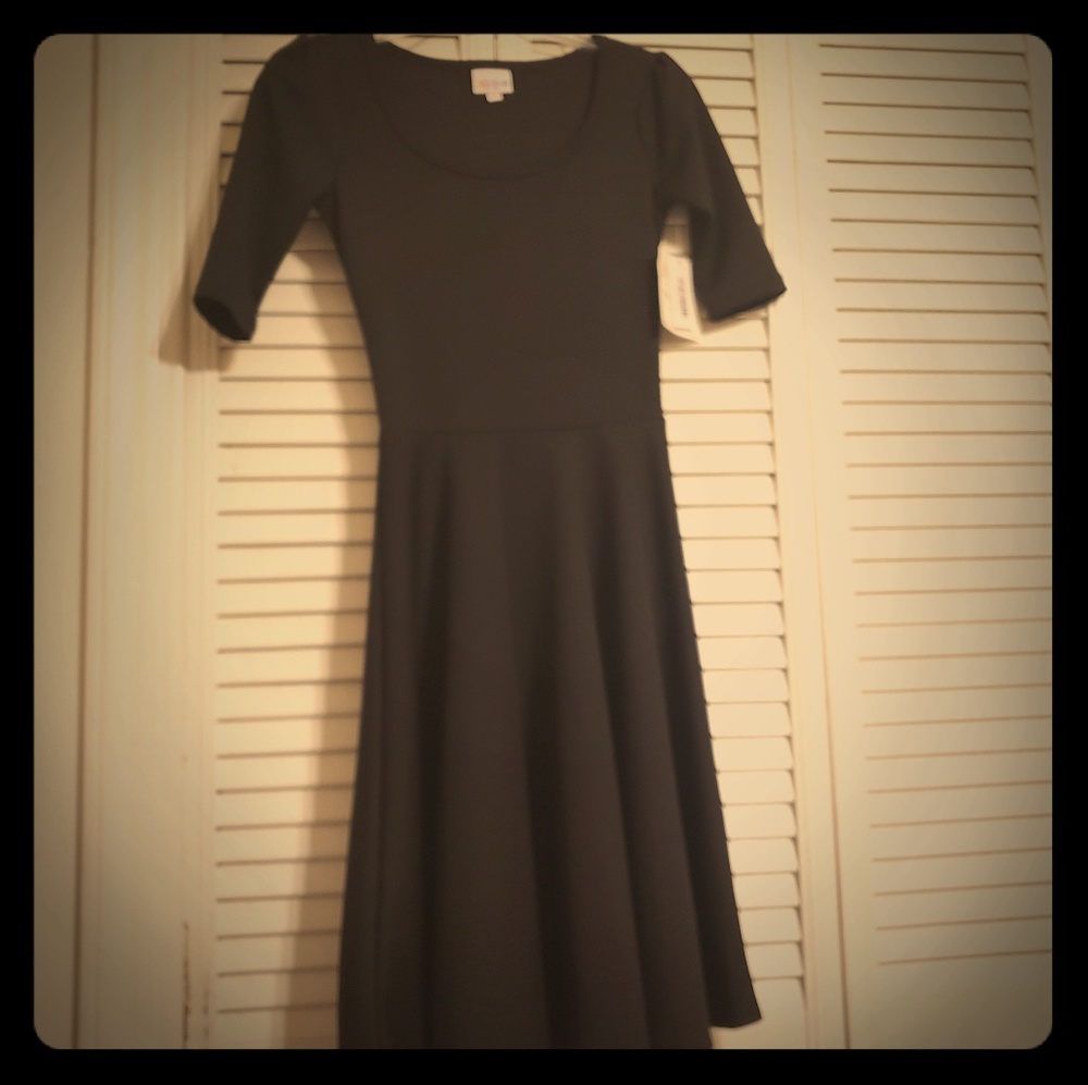 ON SALE~New Lularoe Nicole black dress size xxs